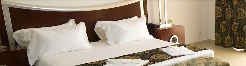 Hotel Victoria Garden Camama المظهر الخارجي الصورة
