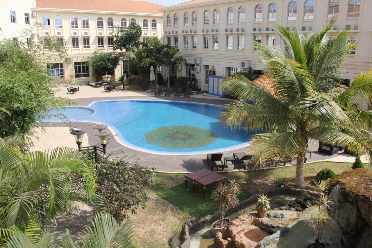 Hotel Victoria Garden Camama المظهر الخارجي الصورة