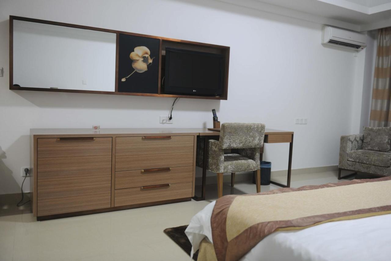 Hotel Victoria Garden Camama الغرفة الصورة