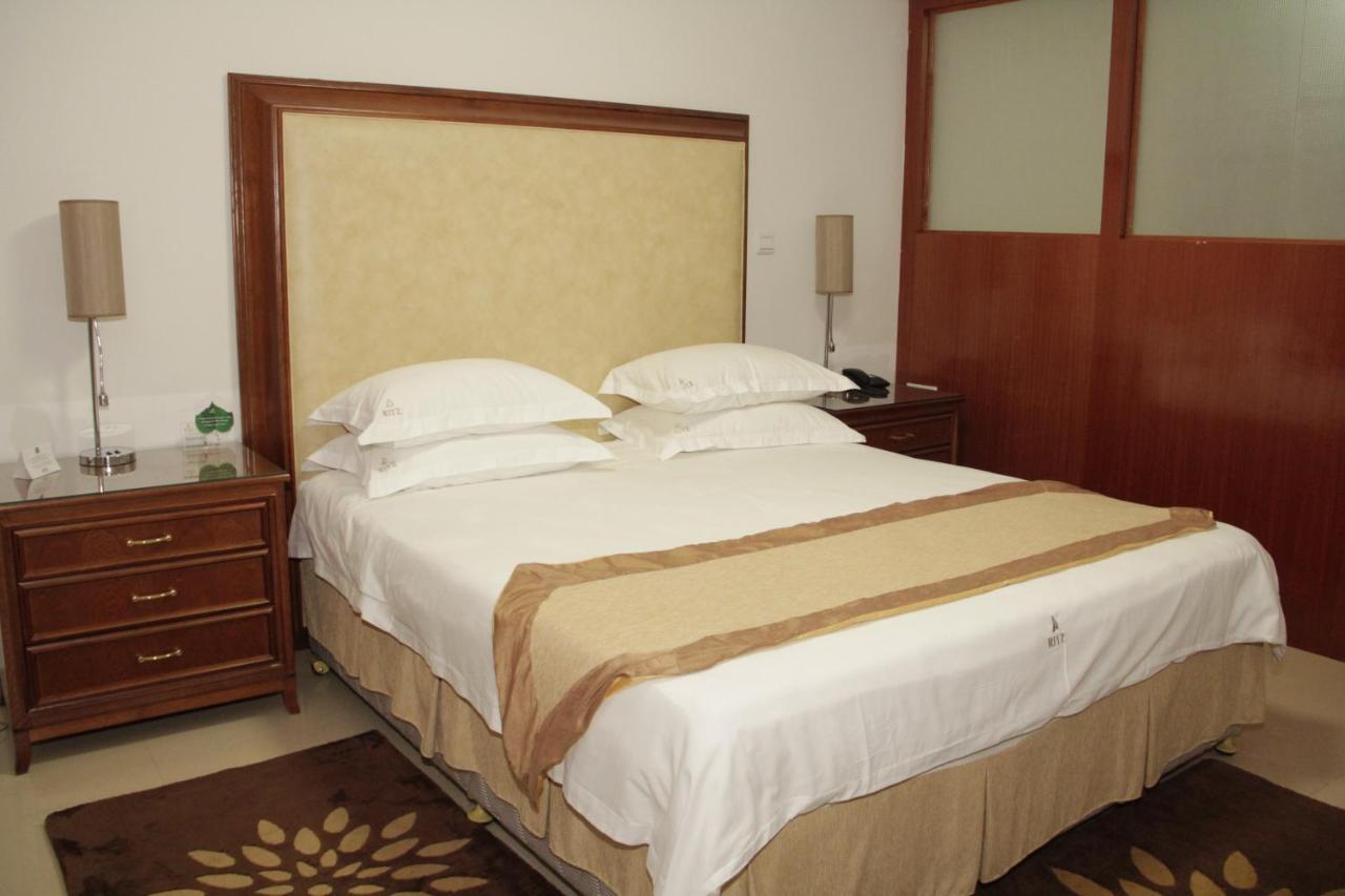 Hotel Victoria Garden Camama الغرفة الصورة