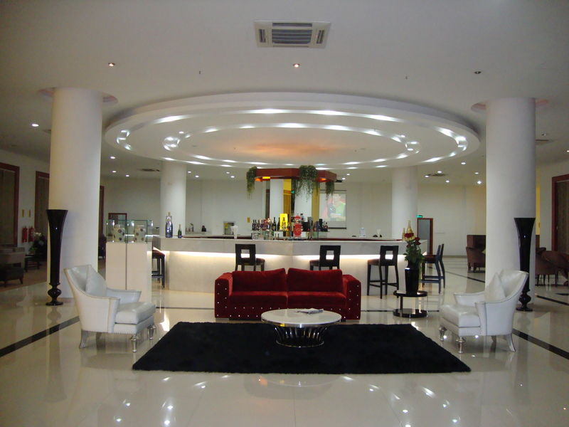 Hotel Victoria Garden Camama المظهر الخارجي الصورة