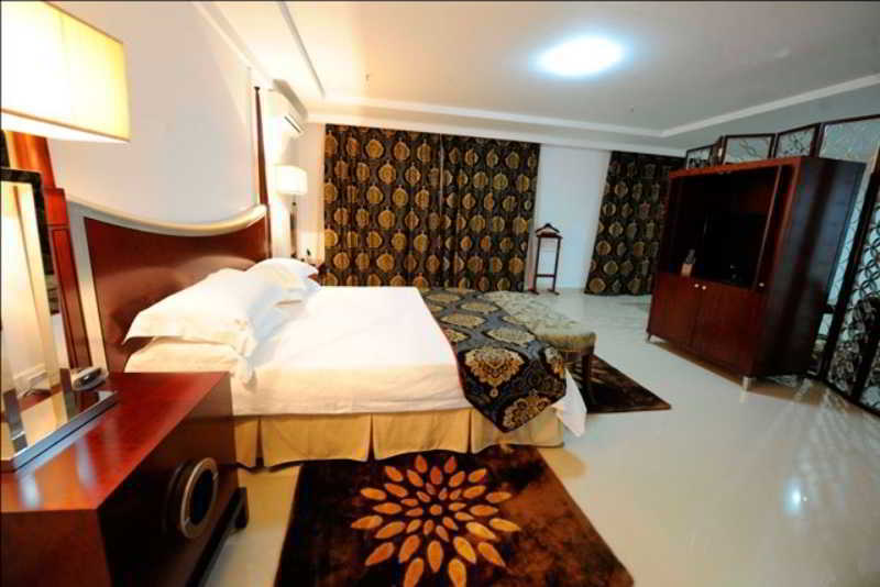Hotel Victoria Garden Camama المظهر الخارجي الصورة