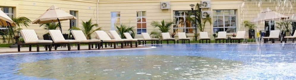 Hotel Victoria Garden Camama المظهر الخارجي الصورة